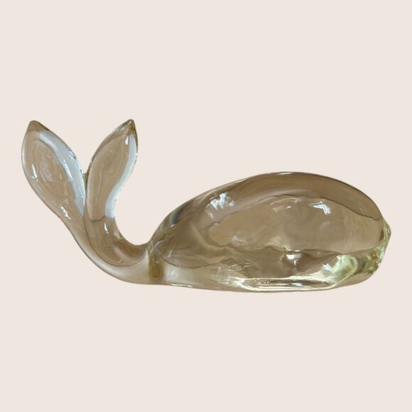 🐳 VTG SMALL GLASS WHALE FIGURINE NO CHIPS NO CRACKS 5" x 2" - Picture 4 of 6